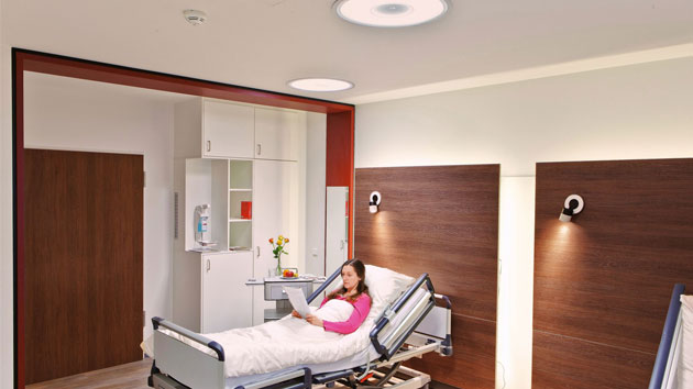 осветление за болнични стаи