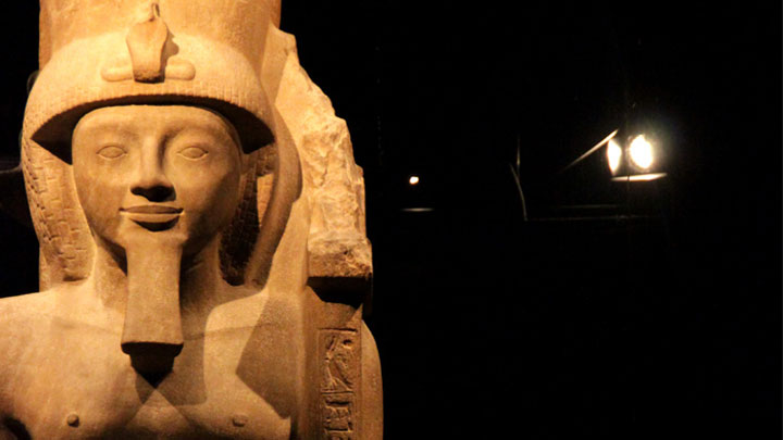 Осветяване на статуя в Египетския музей, Италия с осветление от Philips