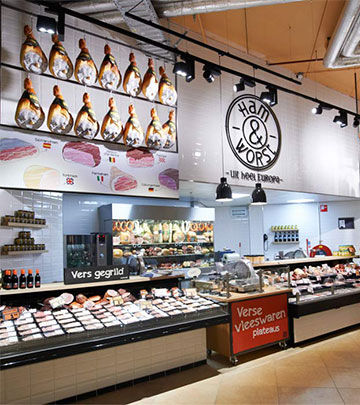 Осветление от Philips показва колко е прясно месото в Jumbo Foodmarkt, Холандия