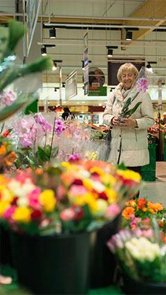 Цветята в Real с осветлението за супермаркети от Philips