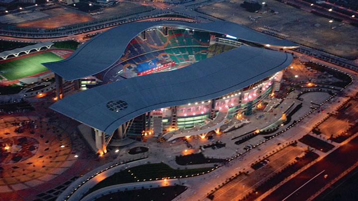 Олимпийският стадион в Гуанджоу с продукти за осветление от Philips