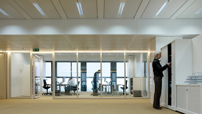 Офисна площ с динамично осветление от Philips 