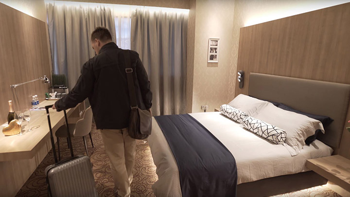 Система за управление на хотелски стаи RoomFlex от Philips Lighting