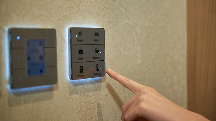 Осветление за хотели: с помощта на датчици RoomFlex от Philips Lighting може да се задейства проактивно обслужване и поддръжка