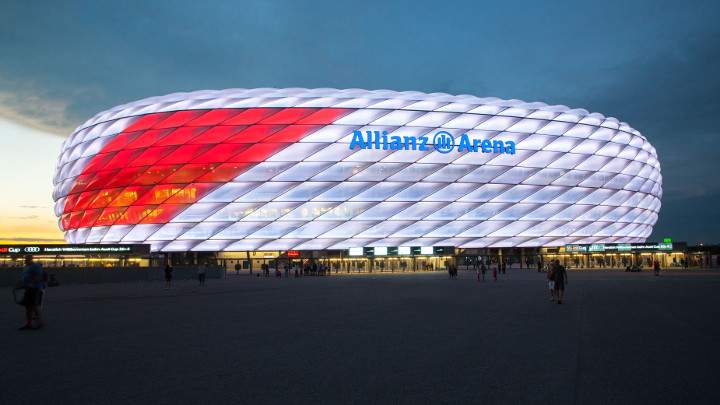 Philips LED Sonderbeleuchtung Allianz Arena zum Audi Cup – осветление за спортни обекти